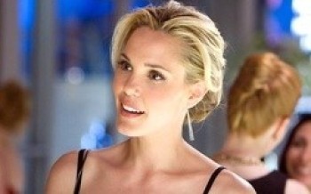 Biographie de Leslie Bibb