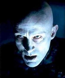 Dans Dark City...