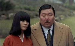 La tentation japonaise... A gauche, hein... Quoique... Tous les gouts sont dans la nature.