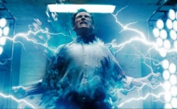 Dr. Manhattan (Billy Crudup)
