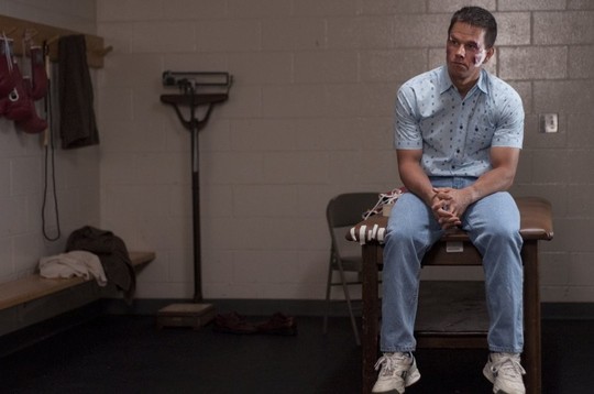 Fighter : Wahlberg met des gants