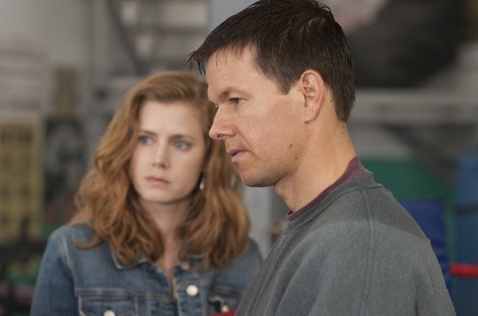 Fighter : Wahlberg met des gants