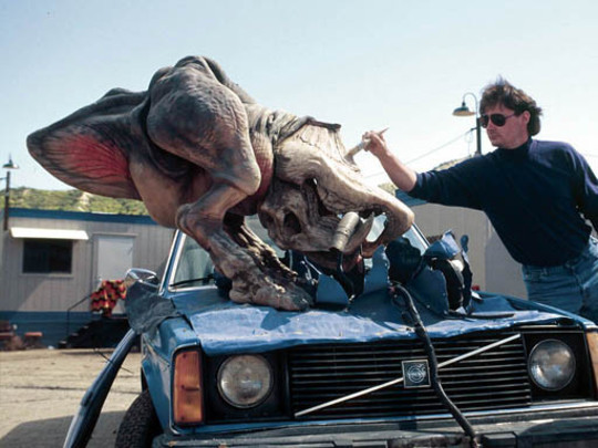 Tremors : la série qui finit plus bas que terre