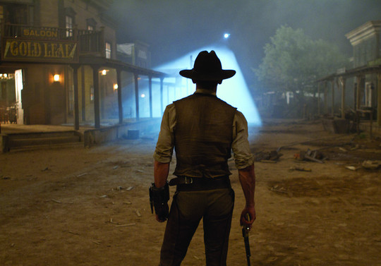 Cowboys et envahisseurs : le mélange des genres