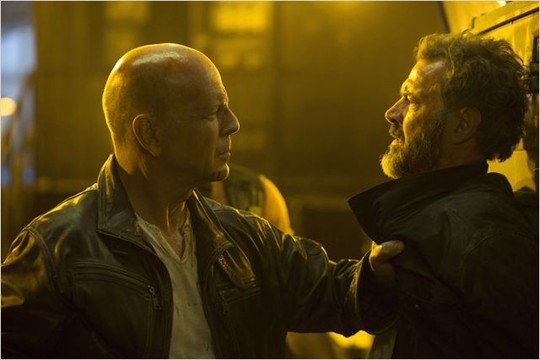 Die Hard : belle journée pour mourir - oui, plutôt, oui