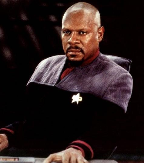 Phil Morris dans Star Trek : Deep Space Nine - Saison 6