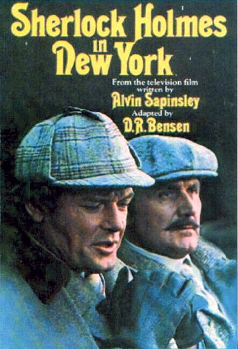 Patrick Macnee dans Sherlock Holmes à New York