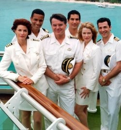 Ricardo Montalban dans La Croisière s'amuse : Nouvelle vague - Saison 1