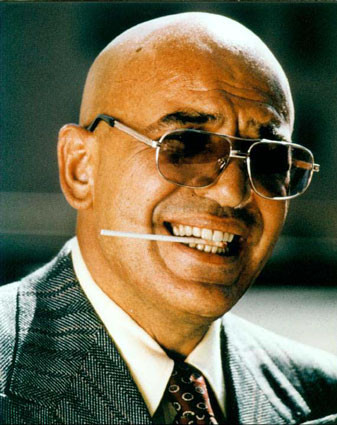 Sylvester Stallone dans Kojak - Saison 3
