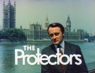 Robert Vaughn dans Poigne de fer et séduction - Saison 2