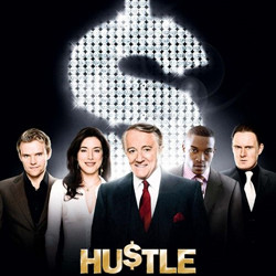 Robert Vaughn dans Les Arnaqueurs VIP - Saison 4