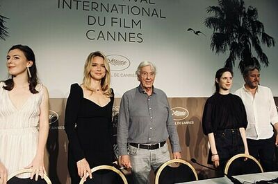 Paul Verhoeven dans Benedetta