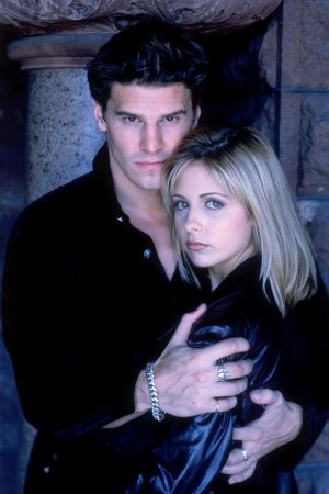 Charisma Carpenter dans Buffy contre les vampires - Saison 1