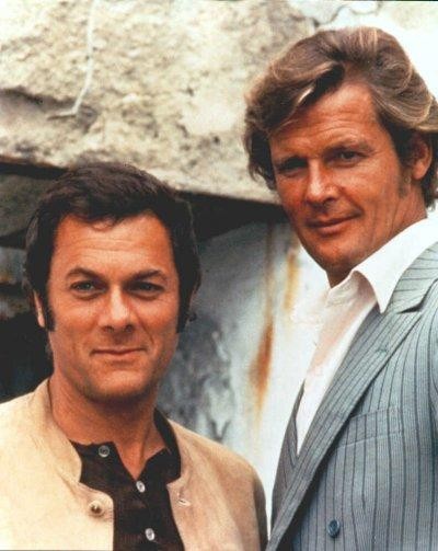Tony Curtis dans Amicalement vôtre - Saison 1