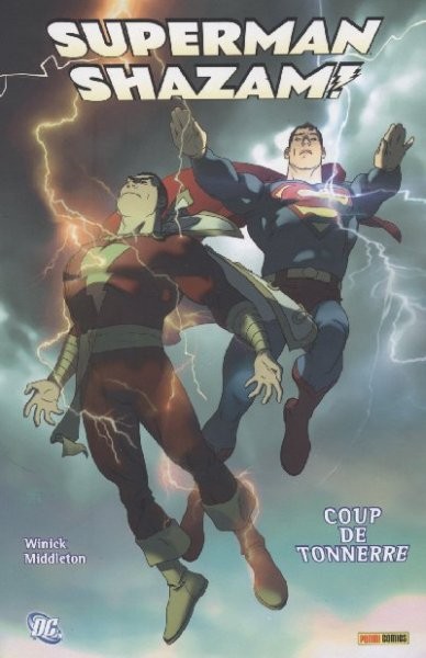  DC Comics dans Superman - Shazam! : Coup de tonnerre