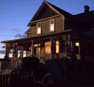 Ted Raimi dans Masters of Horror - Saison 2 (Episode 1 : Les forces obscures)